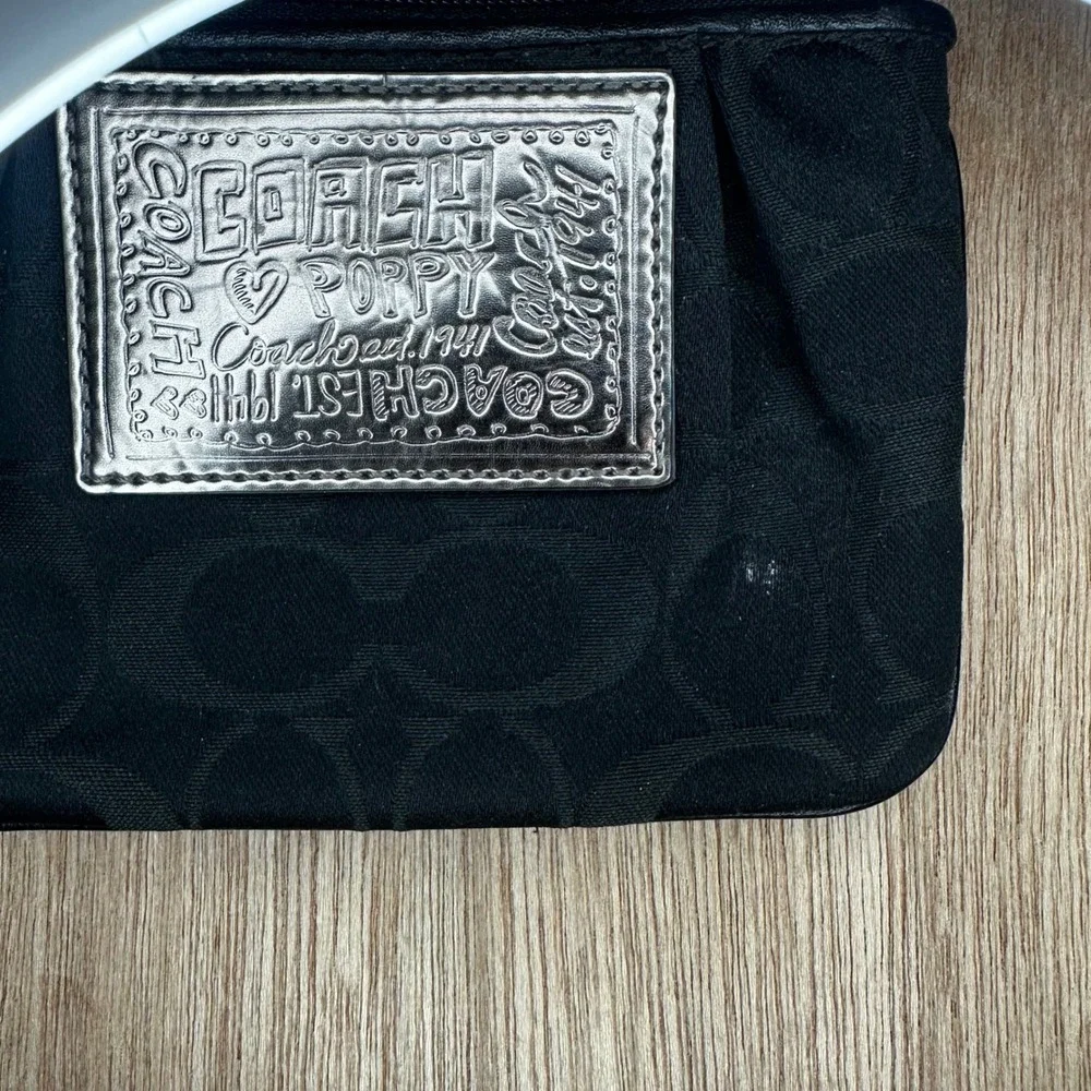 Coach Poppy Black Signature C Wristlet Pouch Bag Silver Logo